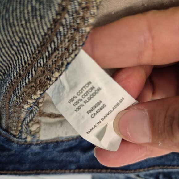 The Childrens Place 4T Denim Jacket For Kids With Button Closure & Pockets - Picture 5 of 5